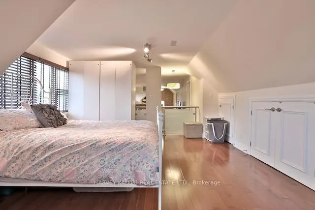 Photo 13 of Unit 3, 202 Lippincot Street, Toronto, University — HOMEH