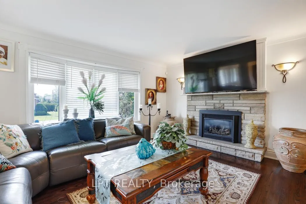 Photo 6 of 1773 St Barbara Street, Ottawa, Blossom Park/Leitrim — HOMEH