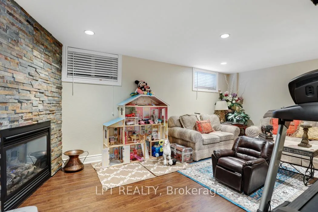 Photo 18 of 1773 St Barbara Street, Ottawa, Blossom Park/Leitrim — HOMEH