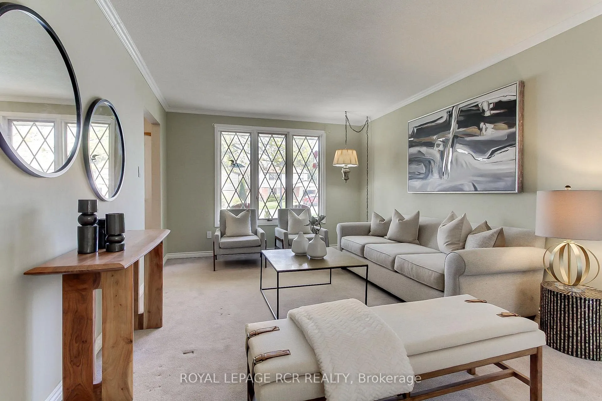 Photo 10 of 408 Handley Crescent, Newmarket, Central Newmarket — HOMEH
