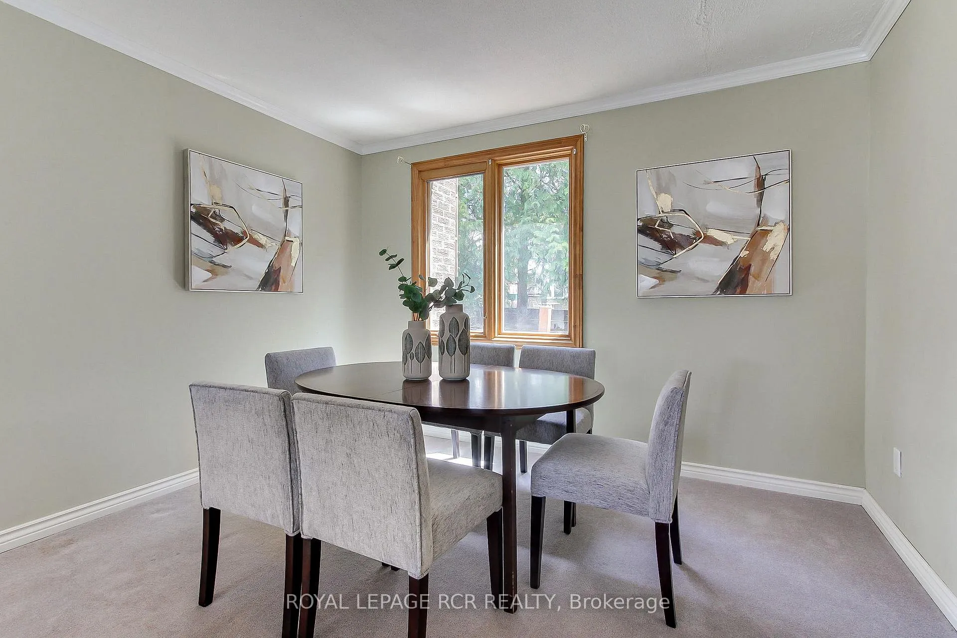 Photo 14 of 408 Handley Crescent, Newmarket, Central Newmarket — HOMEH