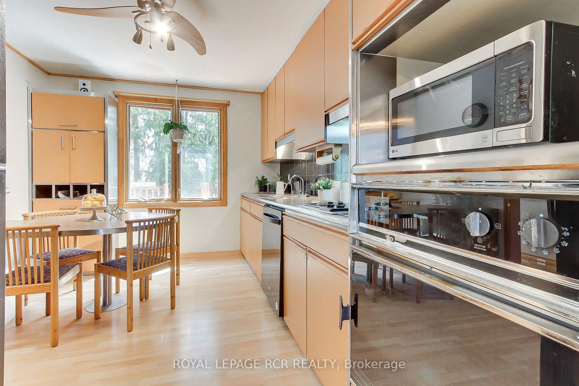 Photo 19 of 408 Handley Crescent, Newmarket, Central Newmarket — HOMEH