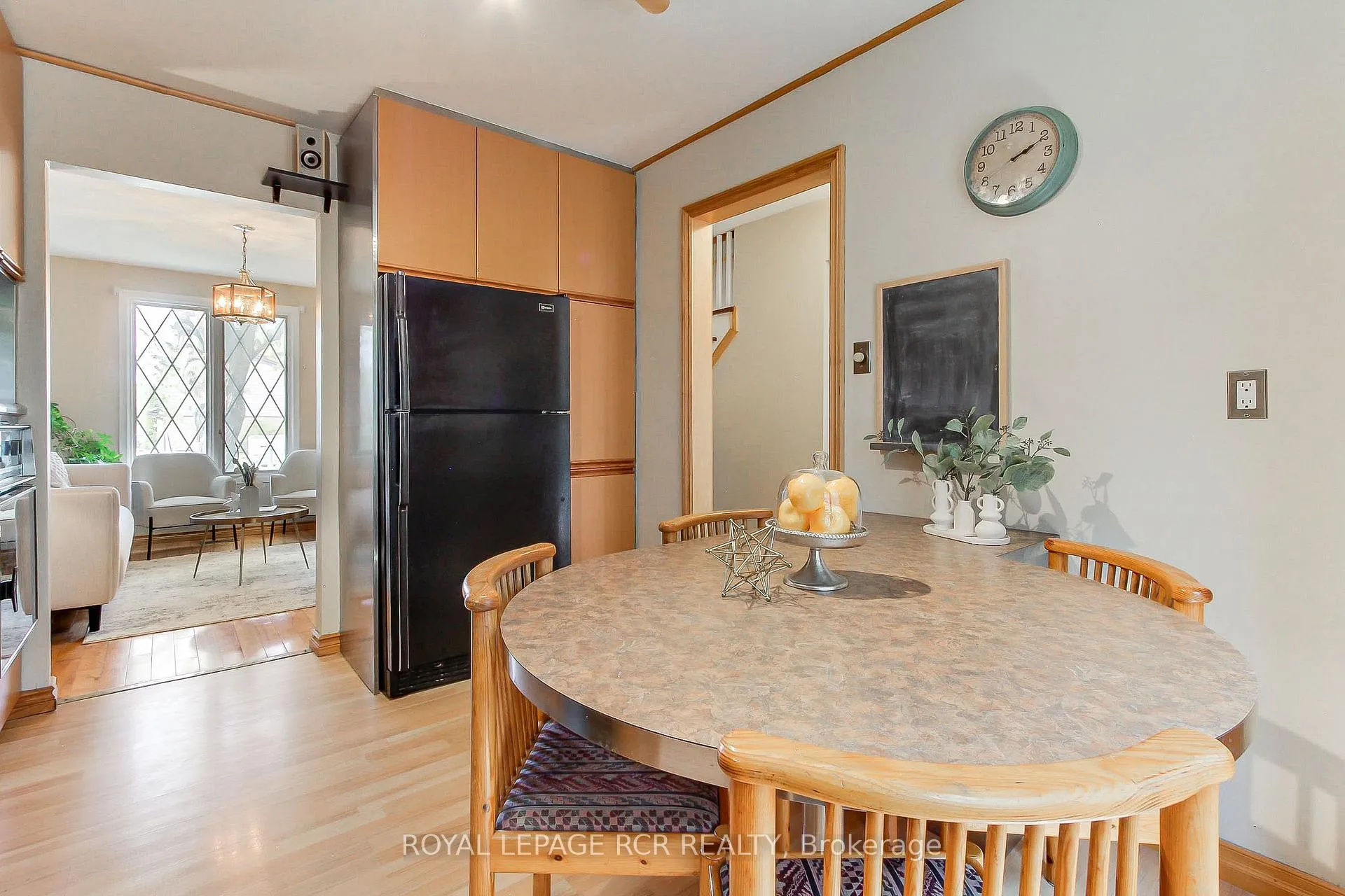 Photo 21 of 408 Handley Crescent, Newmarket, Central Newmarket — HOMEH
