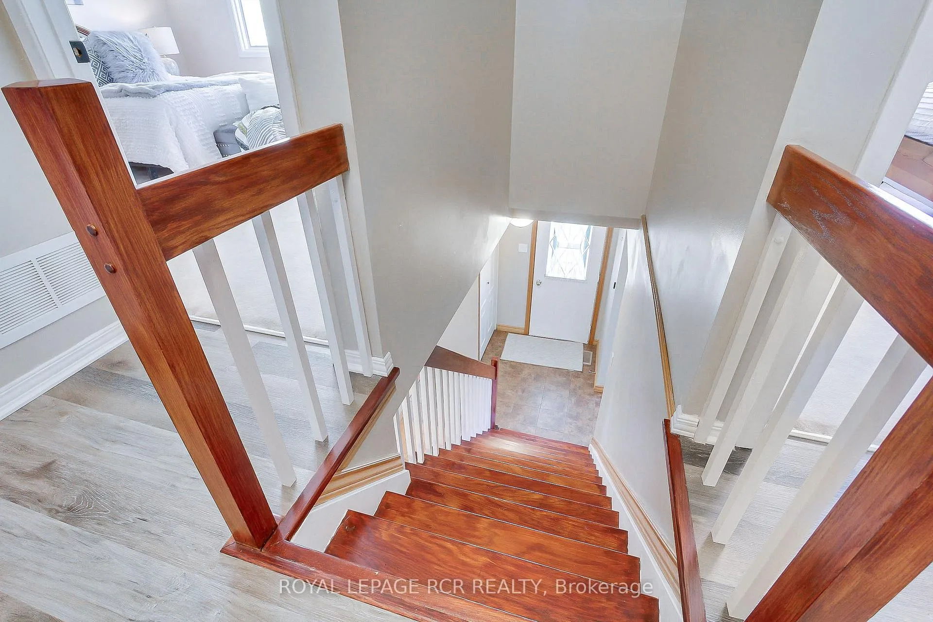 Photo 27 of 408 Handley Crescent, Newmarket, Central Newmarket — HOMEH