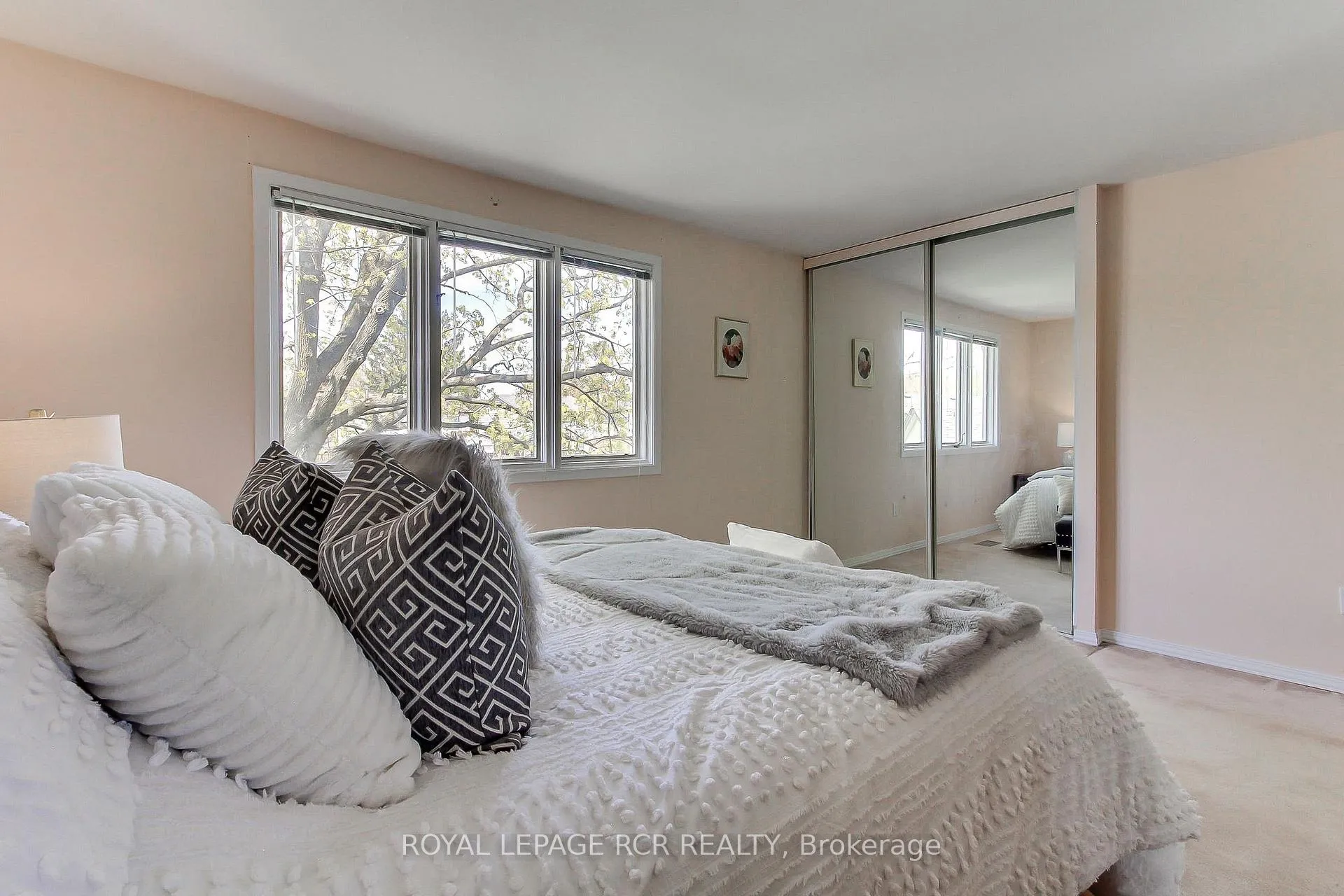 Photo 30 of 408 Handley Crescent, Newmarket, Central Newmarket — HOMEH