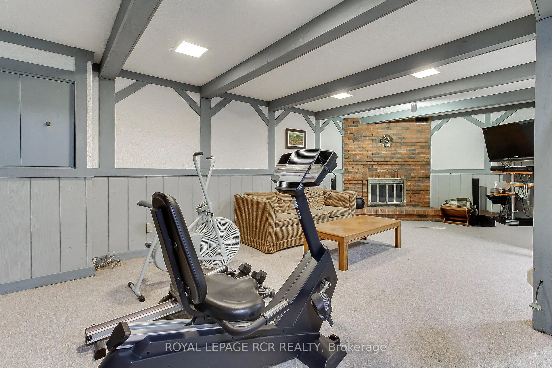 Photo 37 of 408 Handley Crescent, Newmarket, Central Newmarket — HOMEH