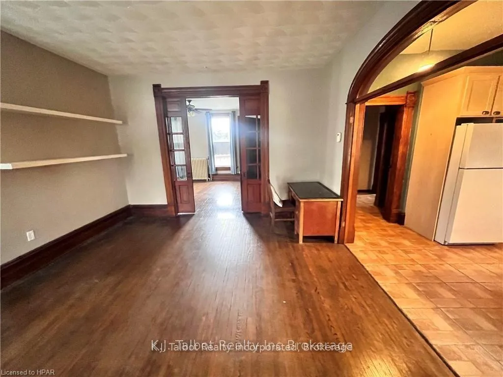 Photo 6 of Unit UNIT #1, 118 Toronto Street, Goderich, Goderich (Town) — HOMEH