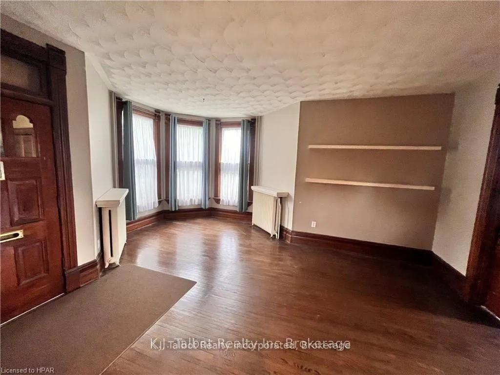 Photo 7 of Unit UNIT #1, 118 Toronto Street, Goderich, Goderich (Town) — HOMEH