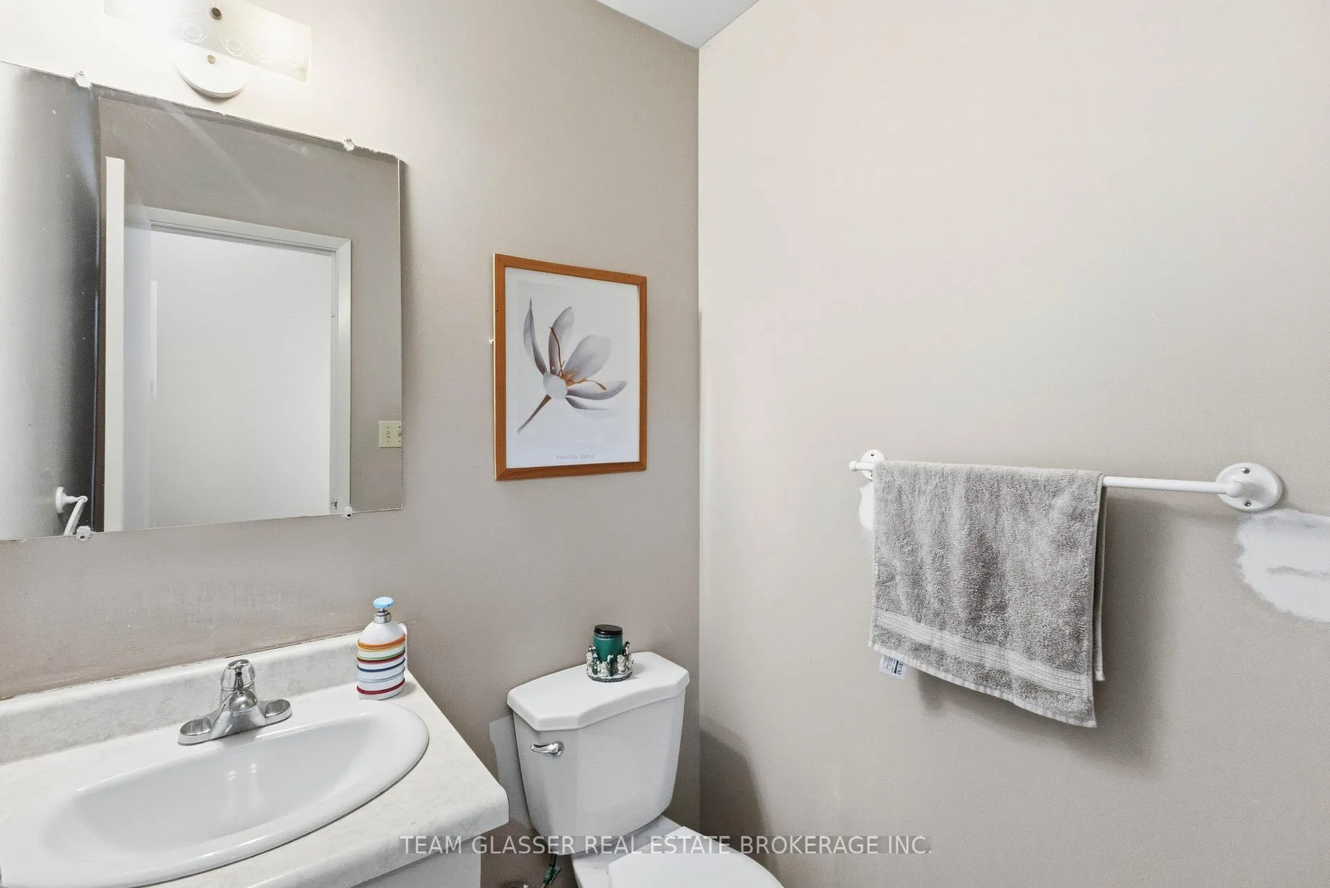 Photo 14 of Unit 41, 595 Third Street, London, East H — HOMEH