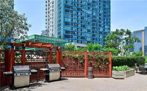 Photo 11 of Unit 405, 65 Harbour Square, Toronto, Waterfront Communities — HOMEH