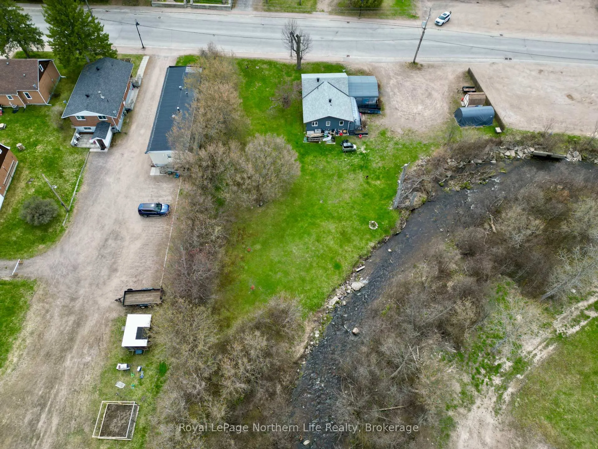 Photo 3 of 440 Main Street, Powassan — HOMEH