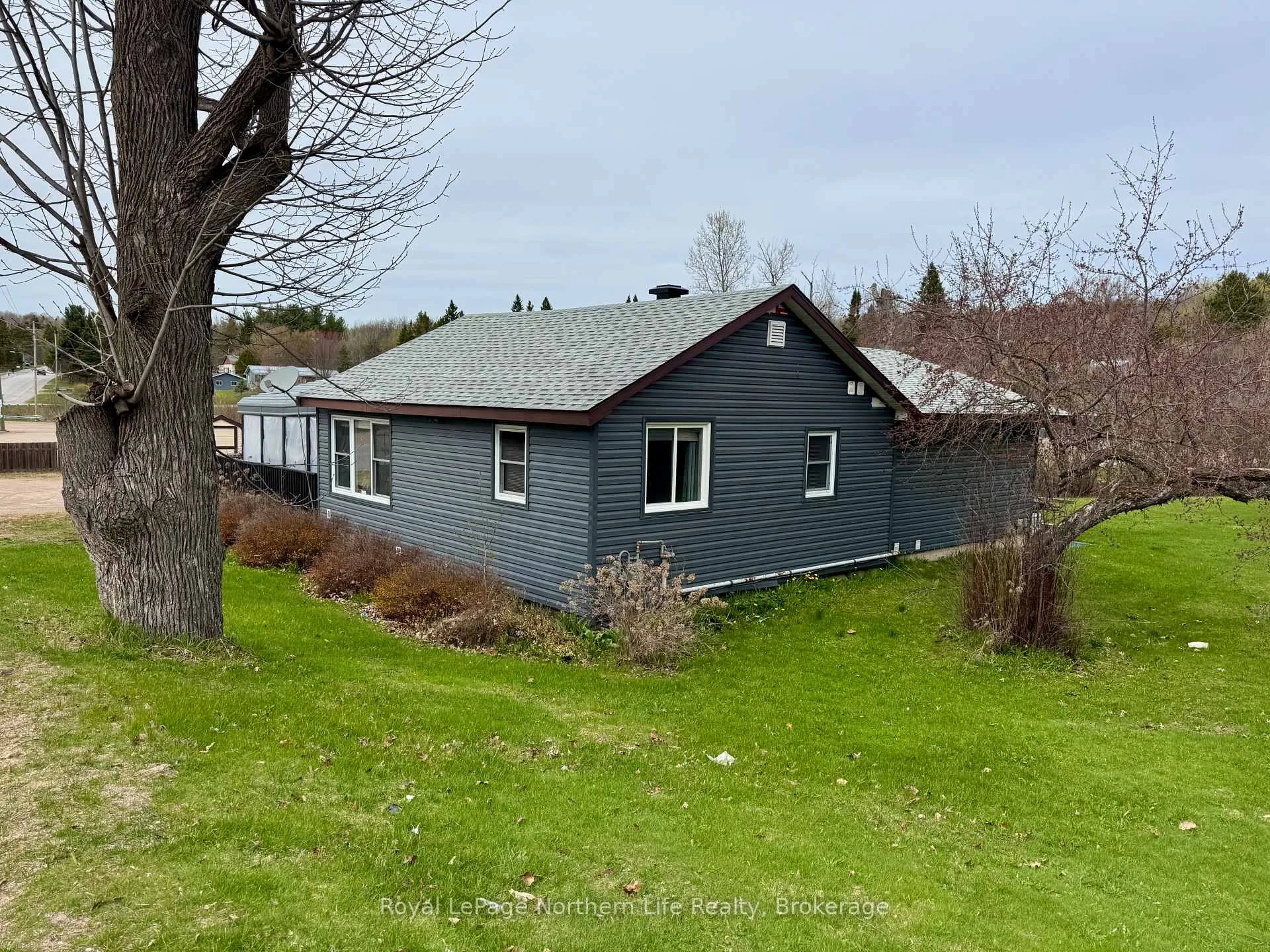 Photo 22 of 440 Main Street, Powassan — HOMEH