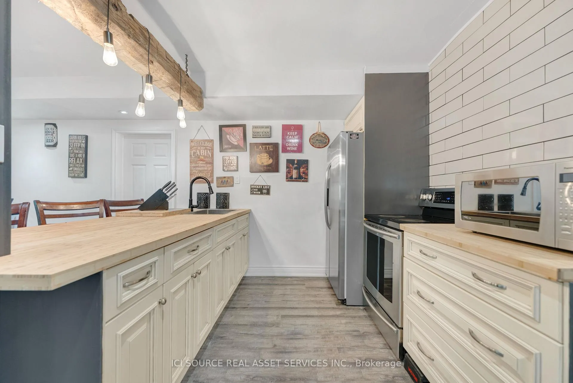 Photo 5 of 3526 Monck Road, Kawartha Lakes, Laxton/Digby/Longford — HOMEH