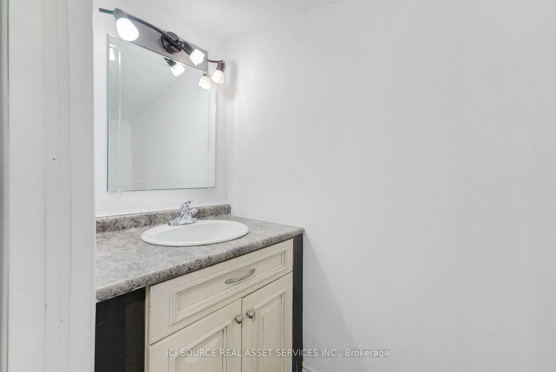 Photo 9 of 3526 Monck Road, Kawartha Lakes, Laxton/Digby/Longford — HOMEH
