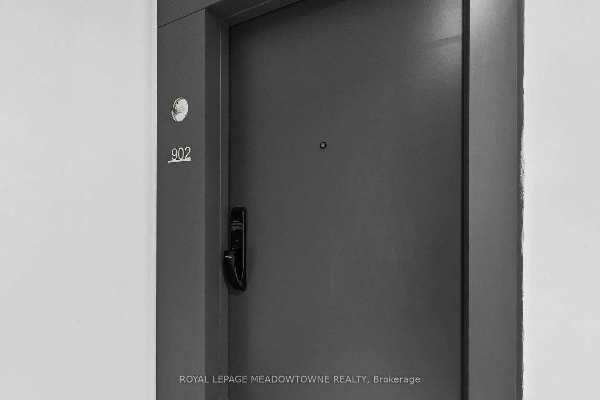 Photo 26 of Unit 902, 2075 Lakeshore Road, Burlington, Brant — HOMEH