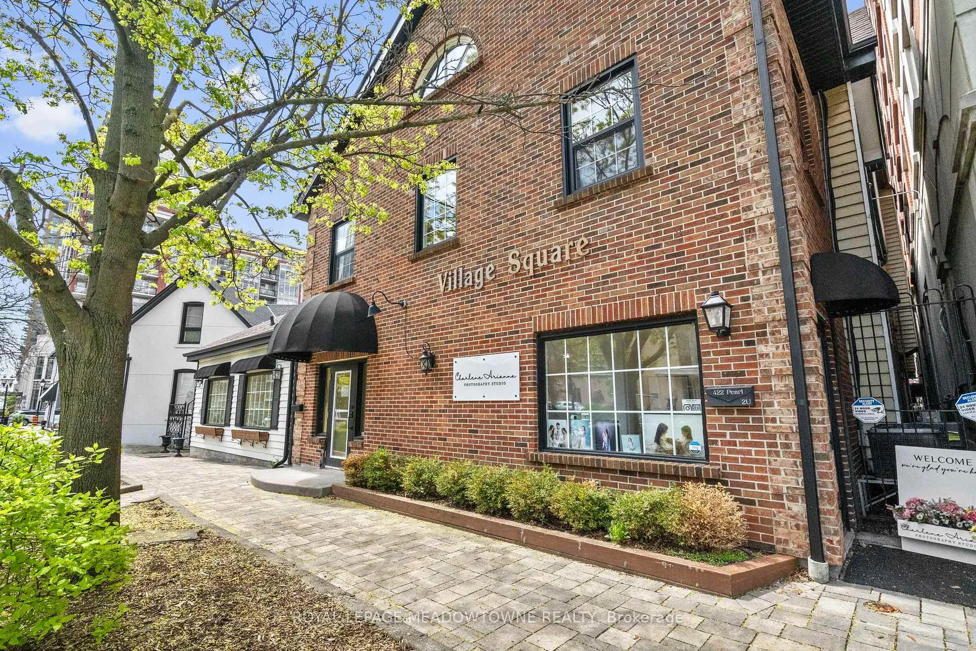 Photo 31 of Unit 902, 2075 Lakeshore Road, Burlington, Brant — HOMEH