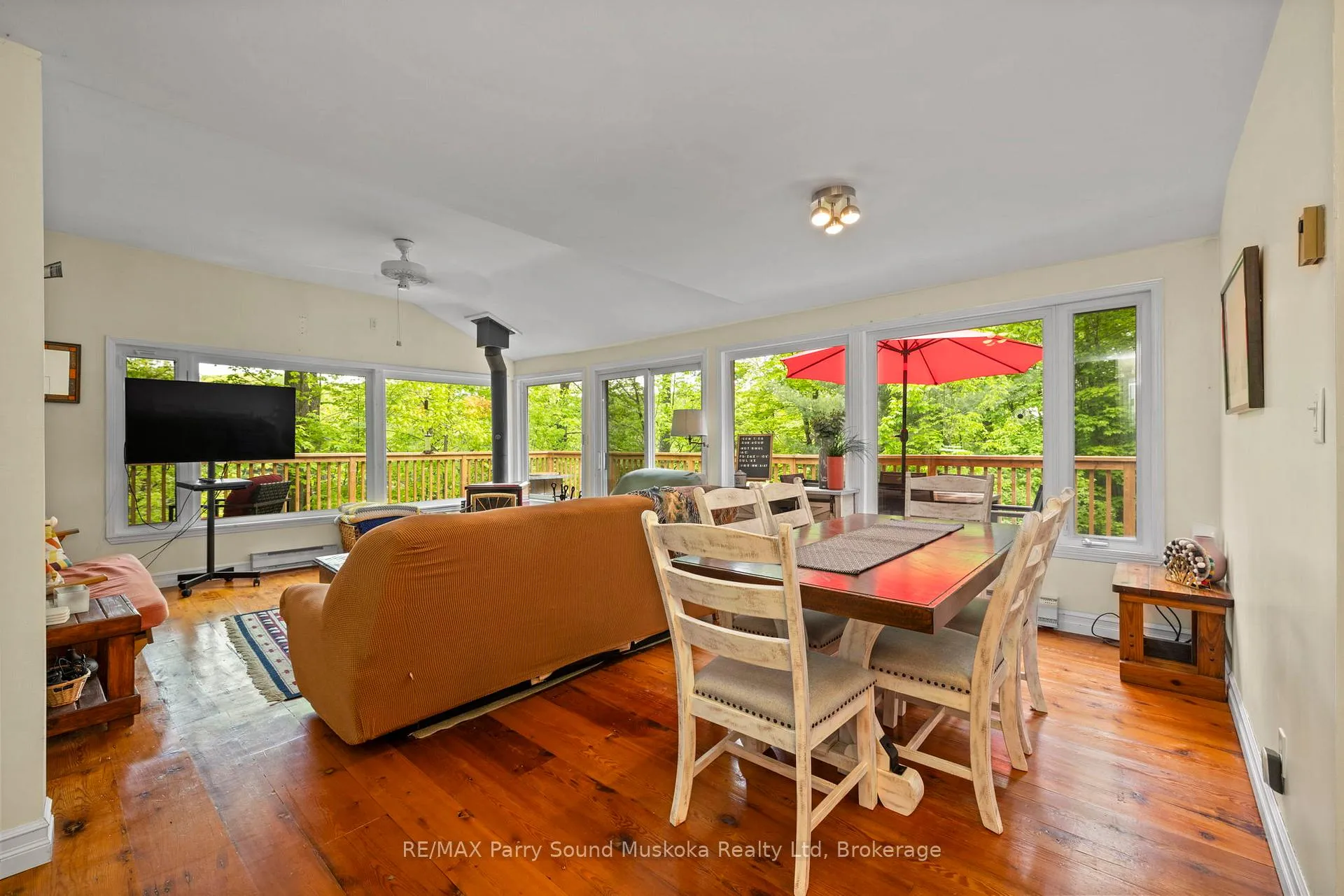 Photo 10 of 131 Downes Road, Seguin — HOMEH