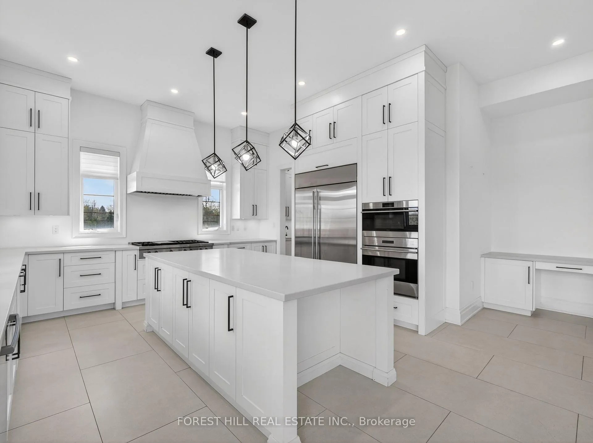 Photo 10 of 41 Elmers Lane, King, King City — HOMEH