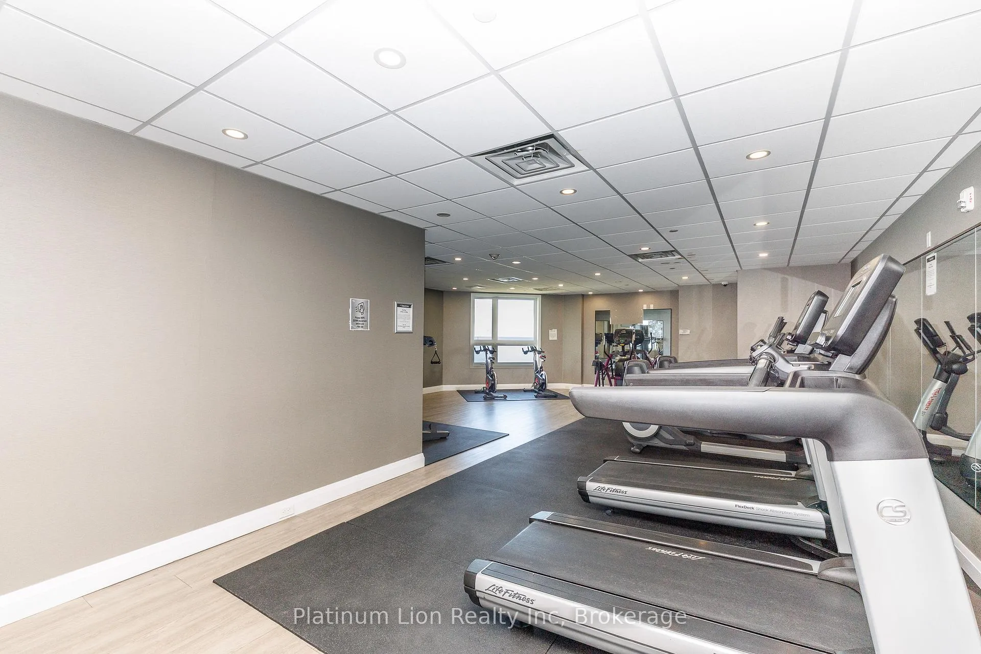 Photo 19 of Unit 428, 101 Shoreview Place, Hamilton, Lakeshore — HOMEH
