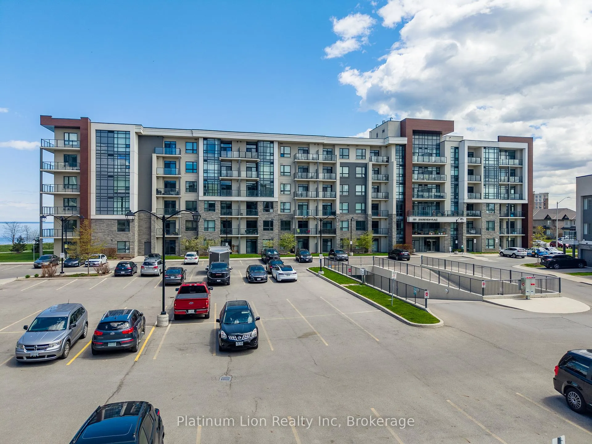 Photo 34 of Unit 428, 101 Shoreview Place, Hamilton, Lakeshore — HOMEH