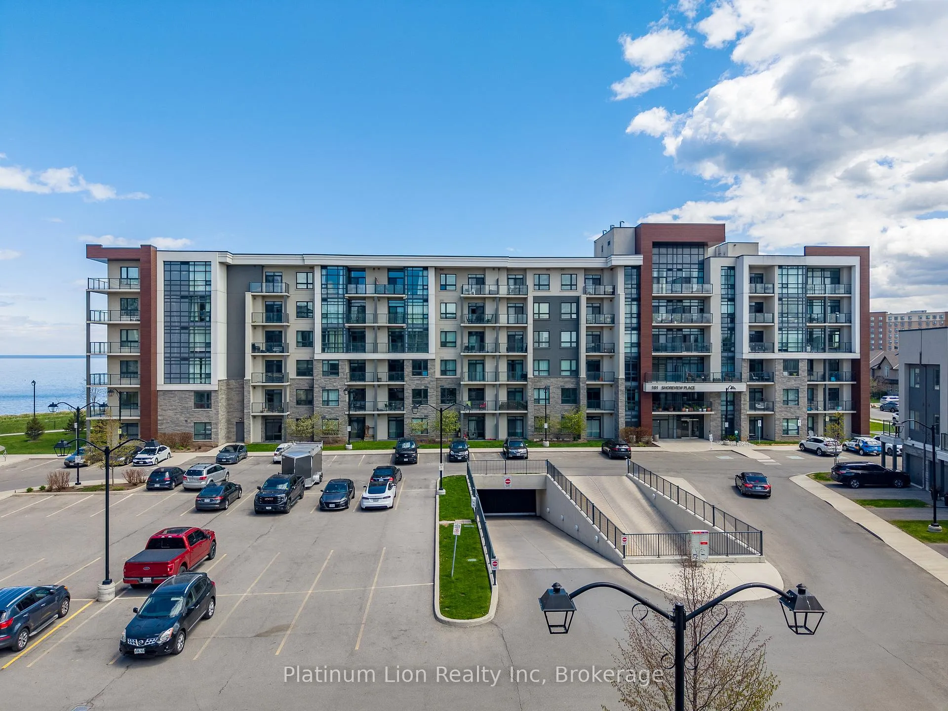 Photo 35 of Unit 428, 101 Shoreview Place, Hamilton, Lakeshore — HOMEH