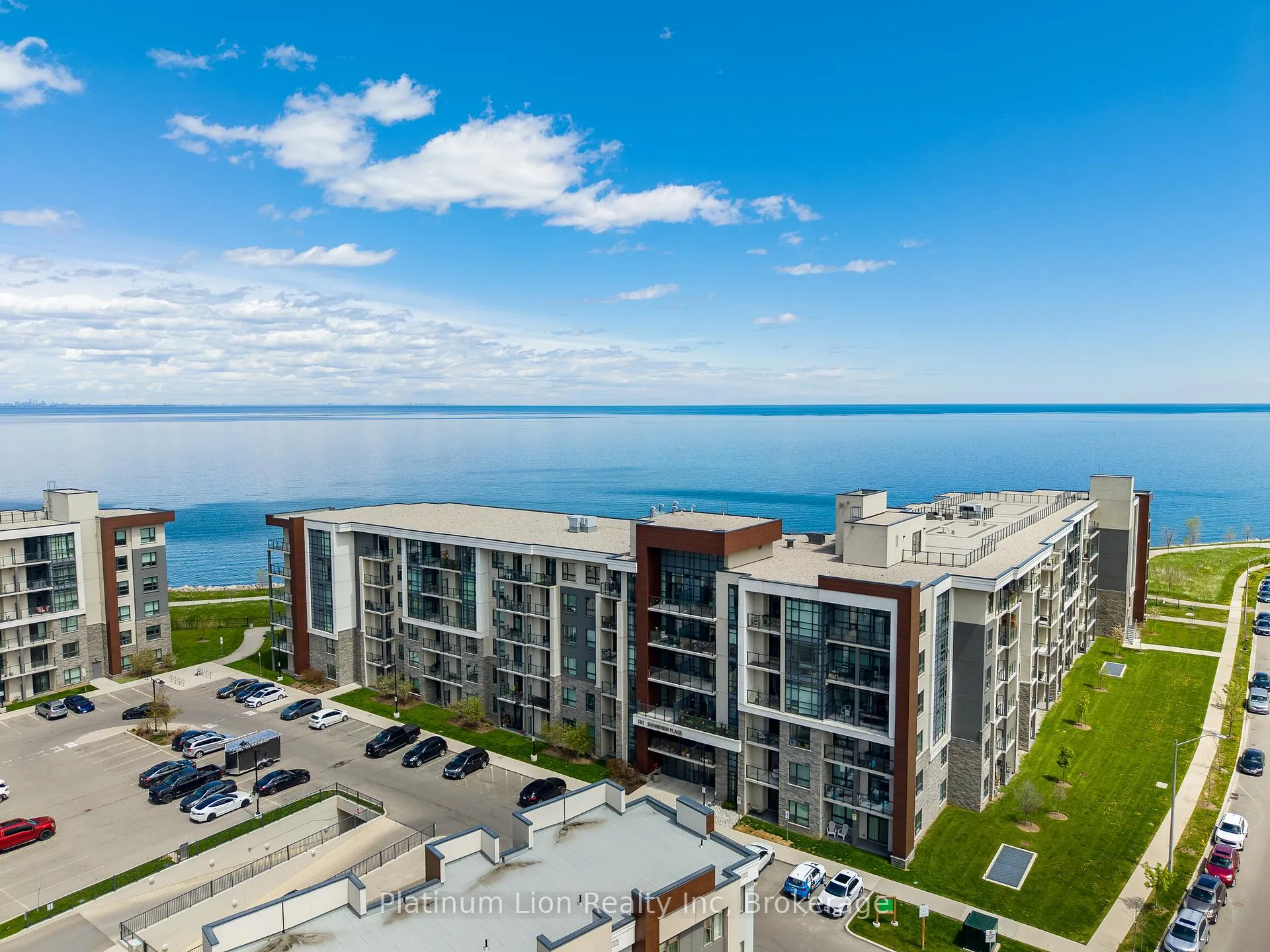 Photo 22 of Unit 428, 101 Shoreview Place, Hamilton, Lakeshore — HOMEH