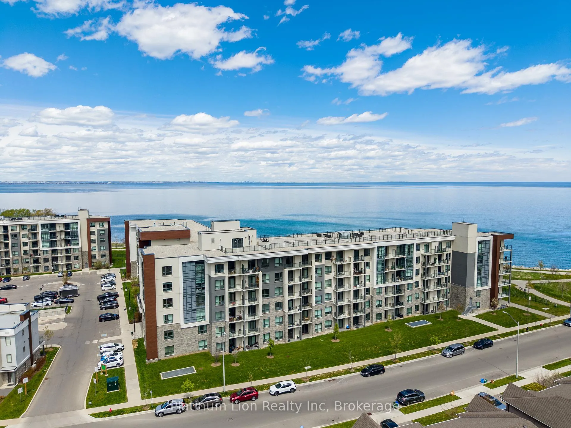 Photo 23 of Unit 428, 101 Shoreview Place, Hamilton, Lakeshore — HOMEH
