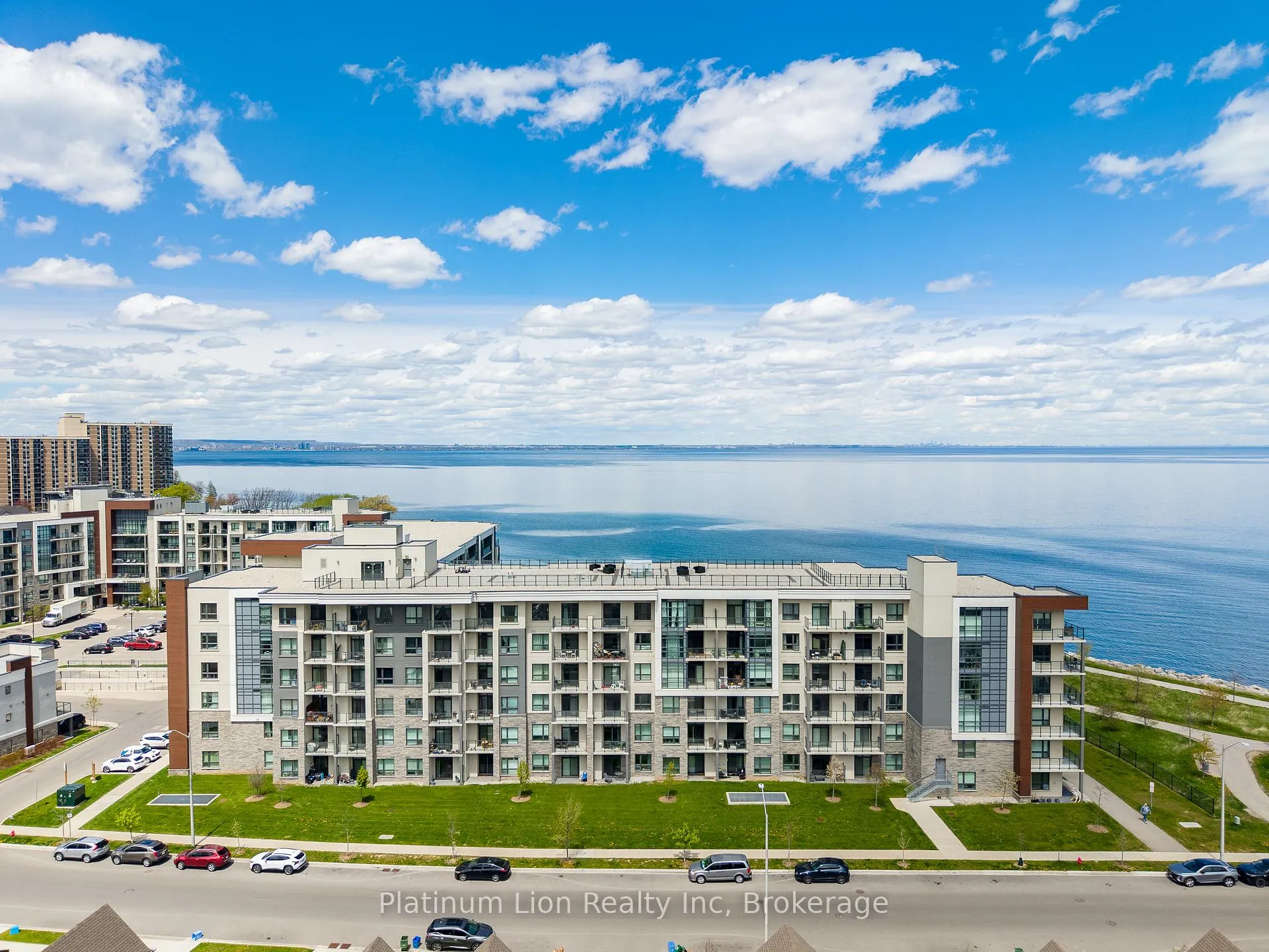 Photo 24 of Unit 428, 101 Shoreview Place, Hamilton, Lakeshore — HOMEH