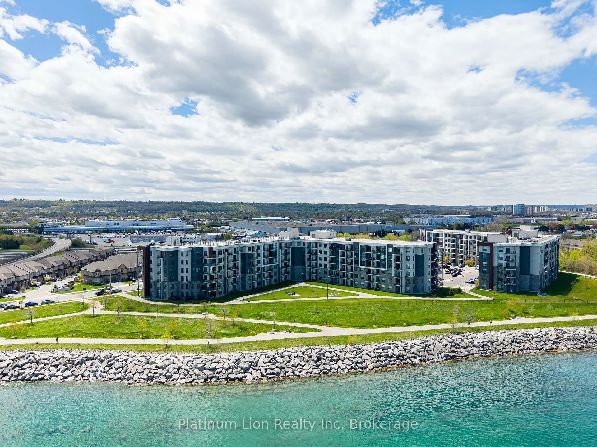 Photo 41 of Unit 428, 101 Shoreview Place, Hamilton, Lakeshore — HOMEH