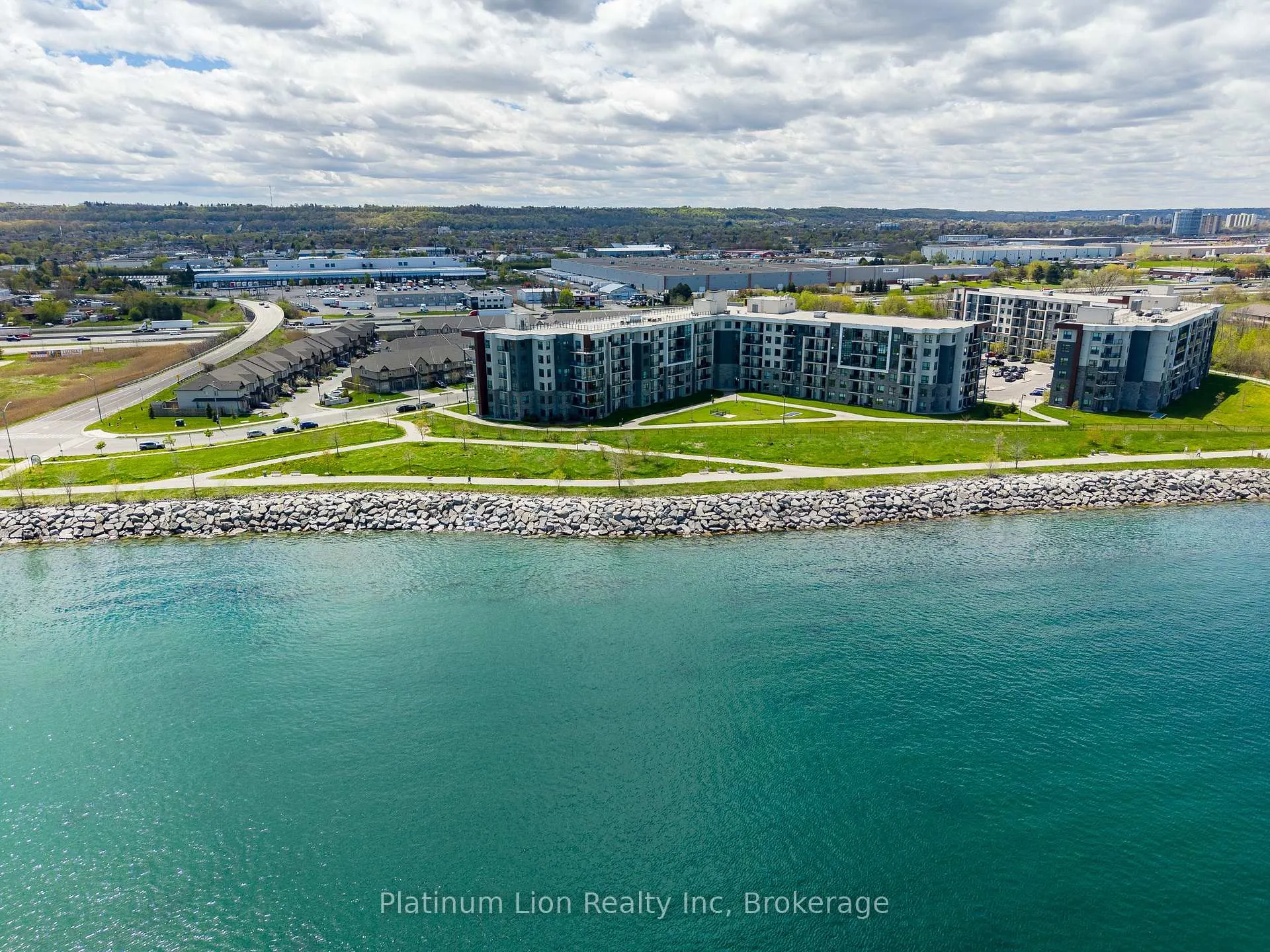 Photo 29 of Unit 428, 101 Shoreview Place, Hamilton, Lakeshore — HOMEH