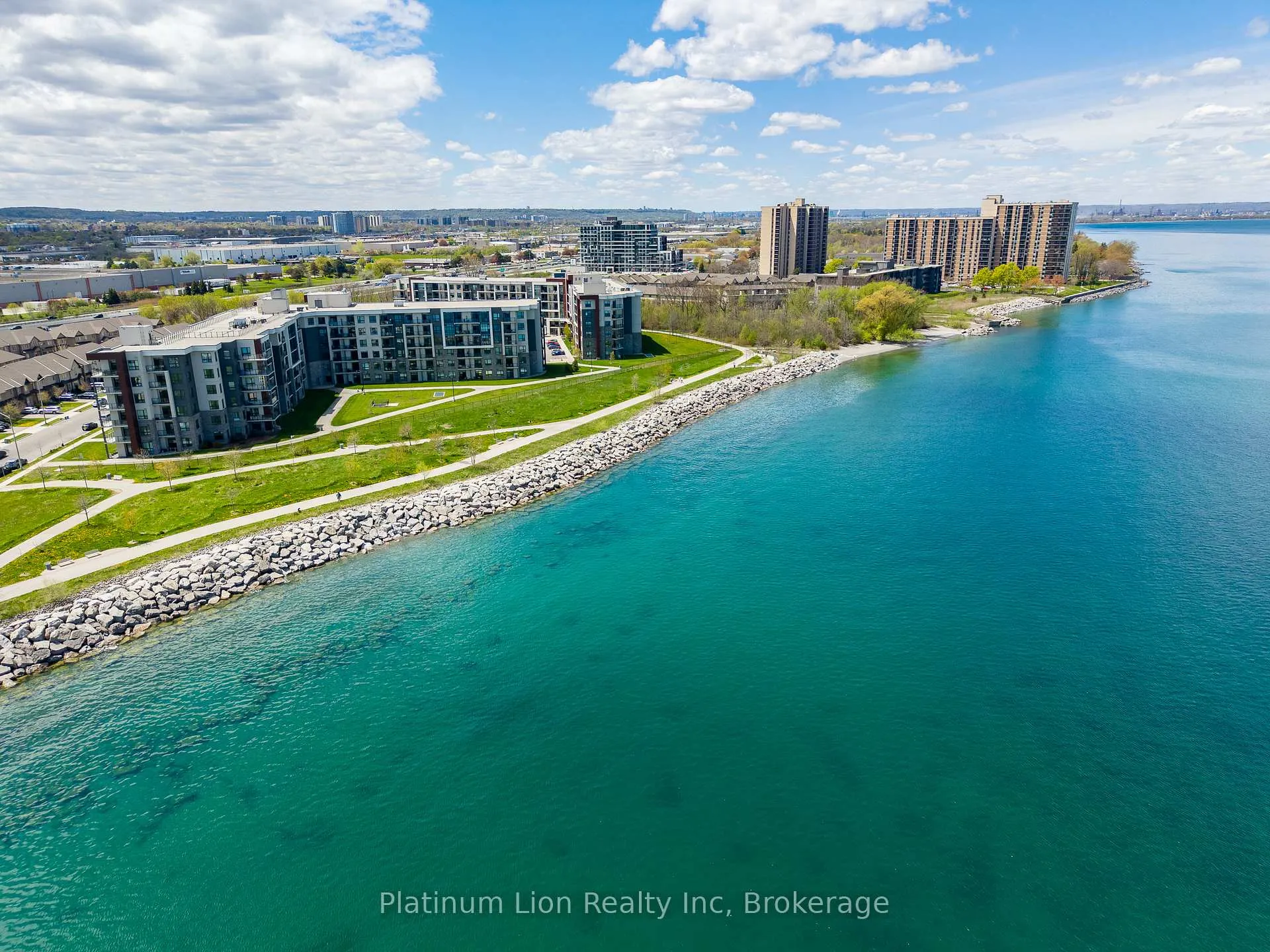 Photo 30 of Unit 428, 101 Shoreview Place, Hamilton, Lakeshore — HOMEH