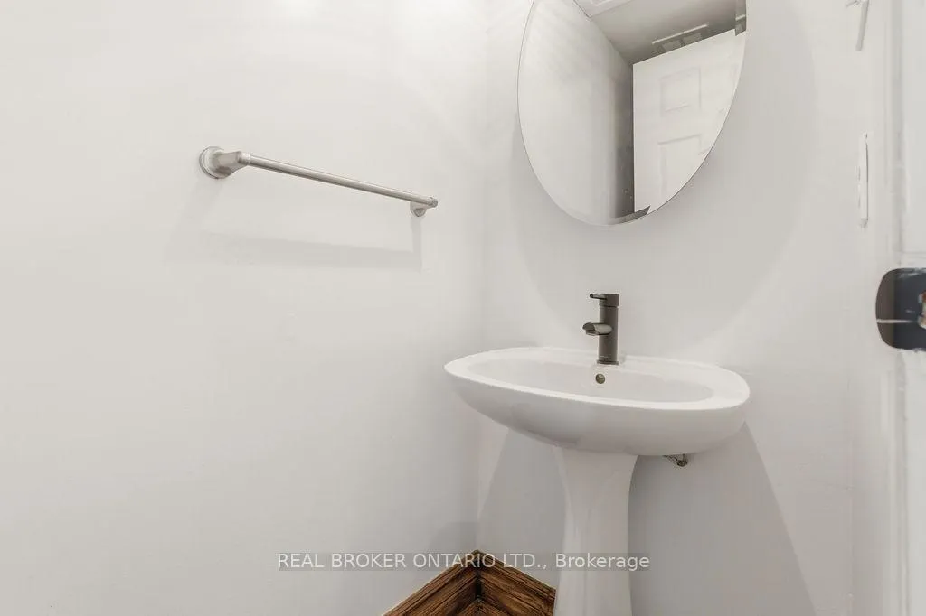 Photo 4 of Unit 27, 3205 Uplands Drive, Ottawa, Hunt Club Woods — HOMEH