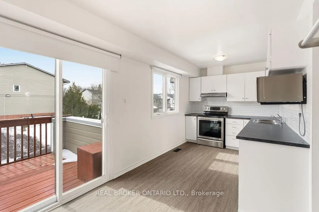 Photo 11 of Unit 27, 3205 Uplands Drive, Ottawa, Hunt Club Woods — HOMEH