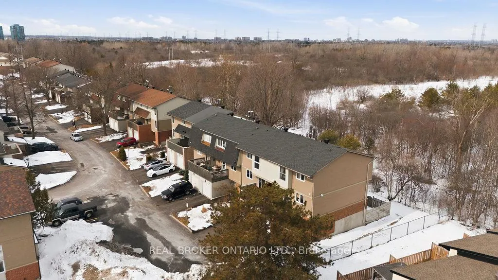 Photo 26 of Unit 27, 3205 Uplands Drive, Ottawa, Hunt Club Woods — HOMEH