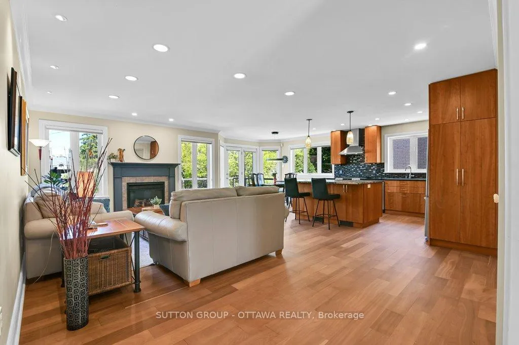 Photo 6 of 1509 Claymor Avenue, Ottawa, Carleton Heights — HOMEH