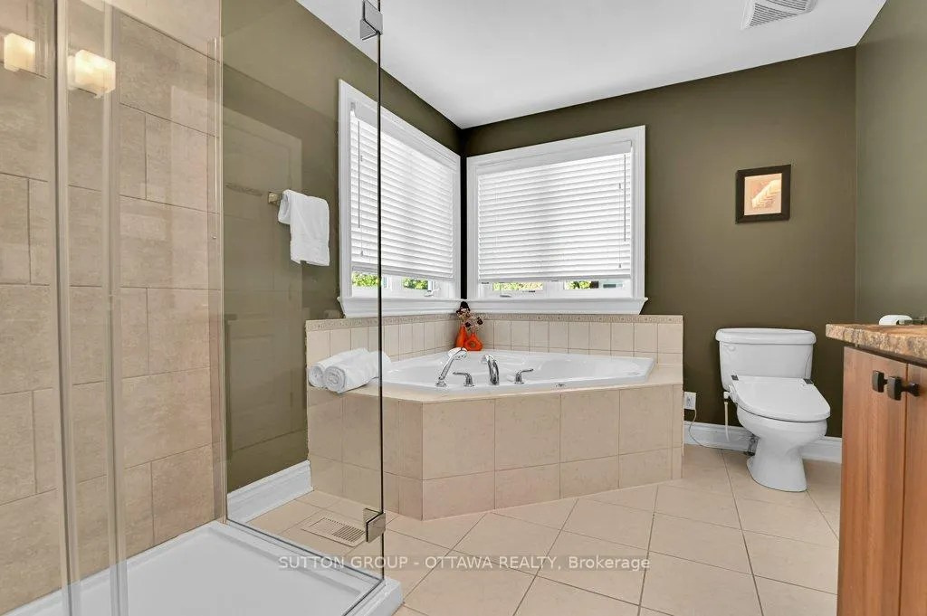 Photo 17 of 1509 Claymor Avenue, Ottawa, Carleton Heights — HOMEH