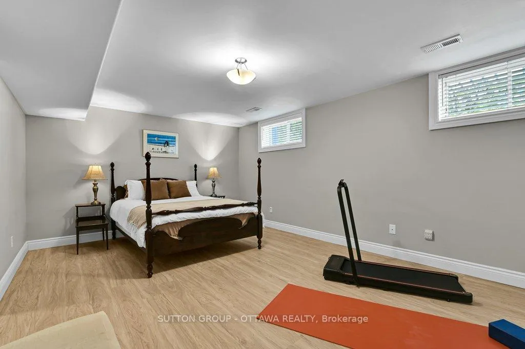 Photo 23 of 1509 Claymor Avenue, Ottawa, Carleton Heights — HOMEH