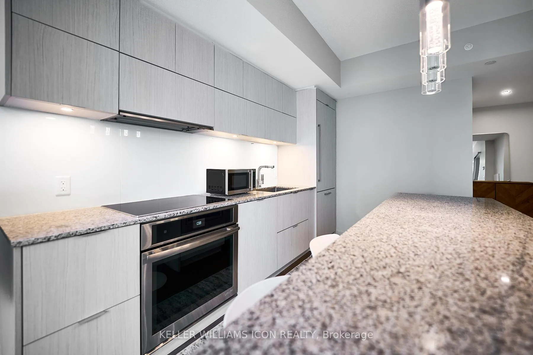 Photo 10 of Unit 911, 101 Queen Street, Ottawa, Ottawa Centre — HOMEH
