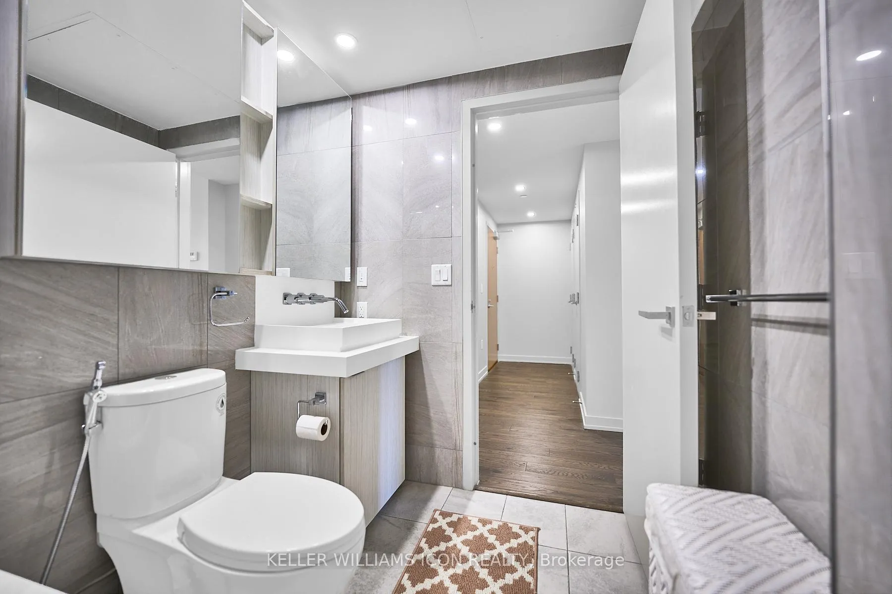 Photo 24 of Unit 911, 101 Queen Street, Ottawa, Ottawa Centre — HOMEH