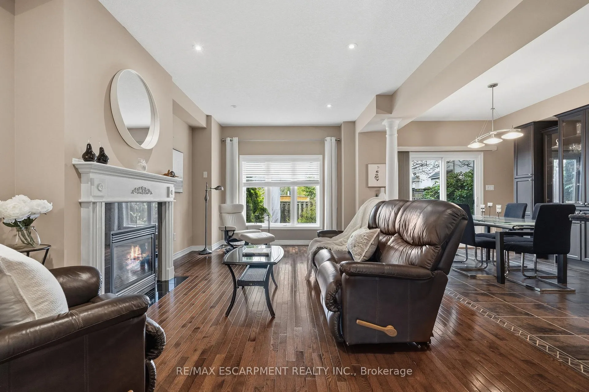 Photo 6 of 96 Newcombe Road, Hamilton, Dundas — HOMEH