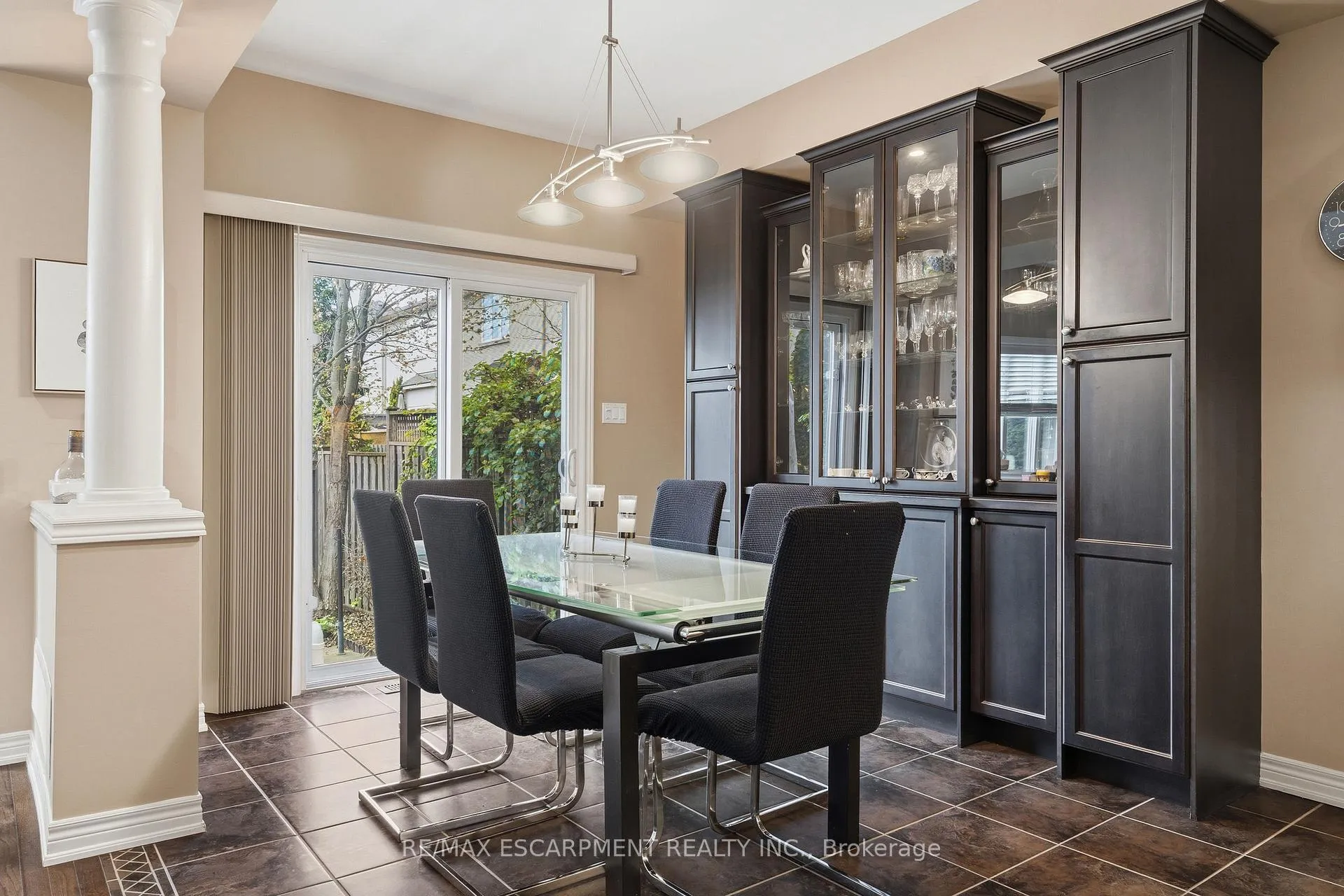 Photo 18 of 96 Newcombe Road, Hamilton, Dundas — HOMEH