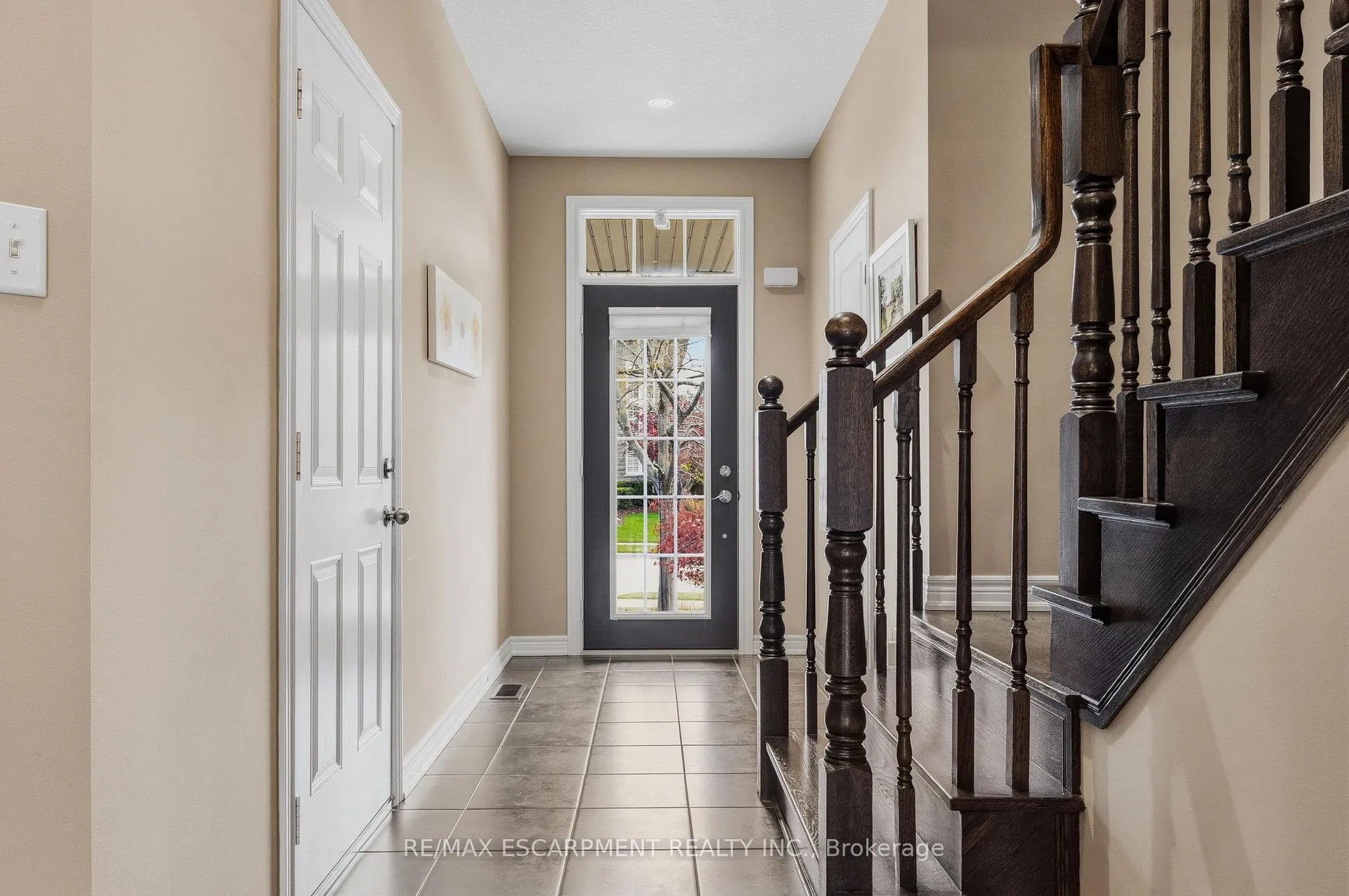 Photo 22 of 96 Newcombe Road, Hamilton, Dundas — HOMEH
