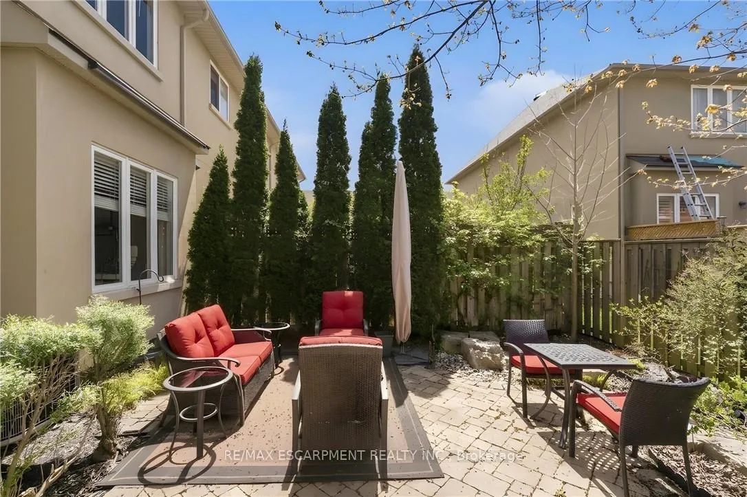 Photo 42 of 96 Newcombe Road, Hamilton, Dundas — HOMEH