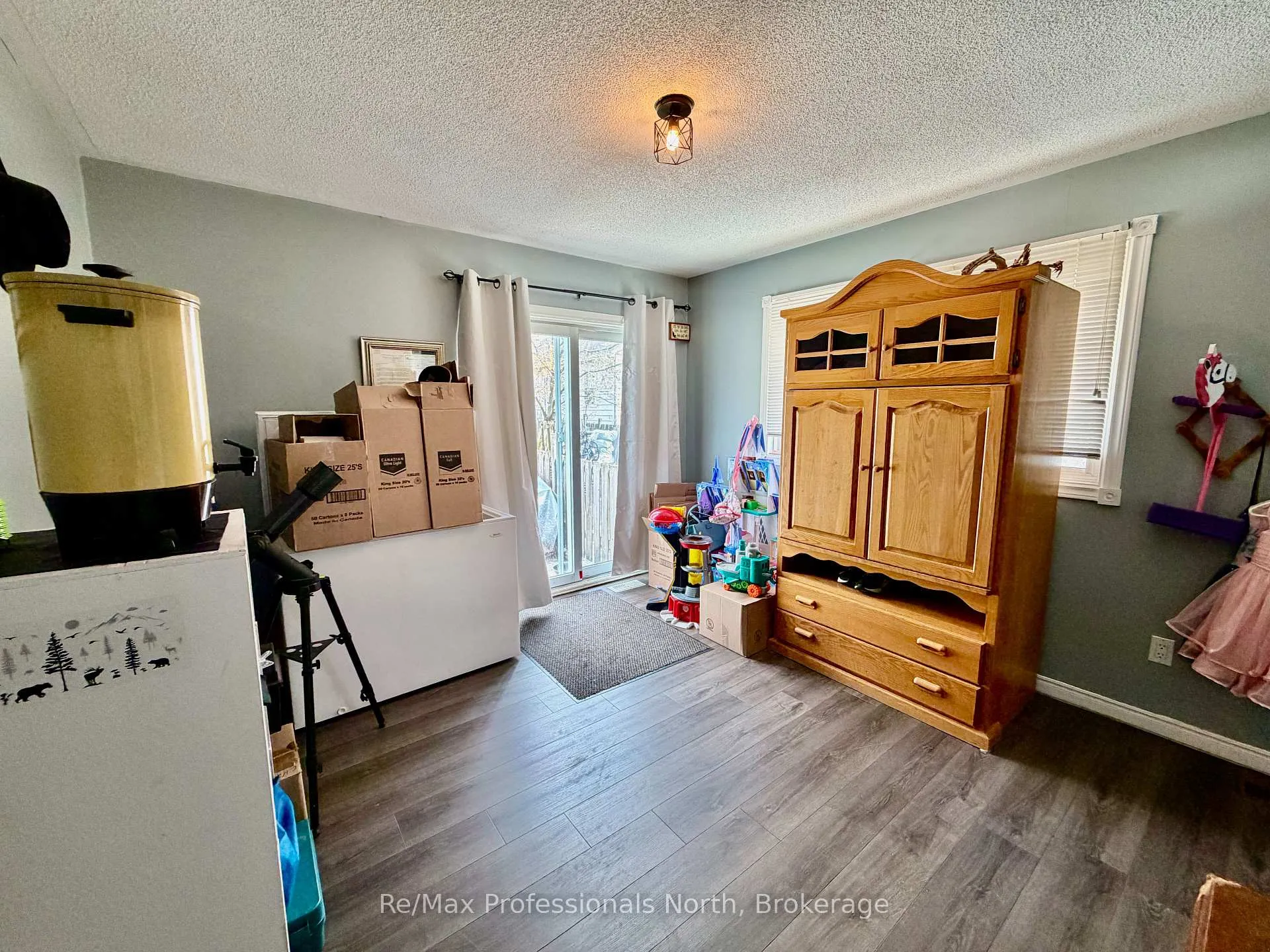Photo 11 of 550 Mary Street N, Gravenhurst, Muskoka (S) — HOMEH