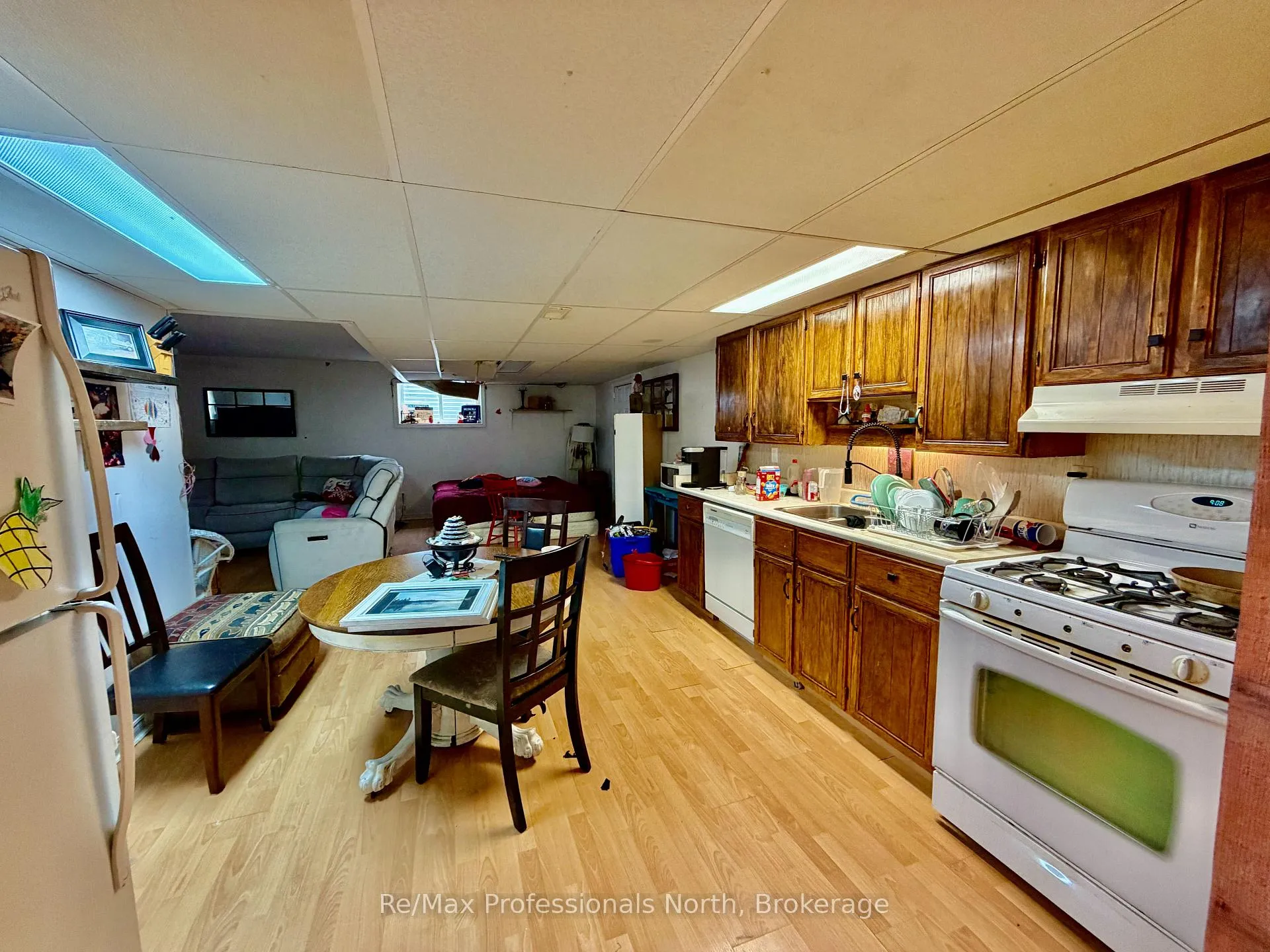 Photo 24 of 550 Mary Street N, Gravenhurst, Muskoka (S) — HOMEH