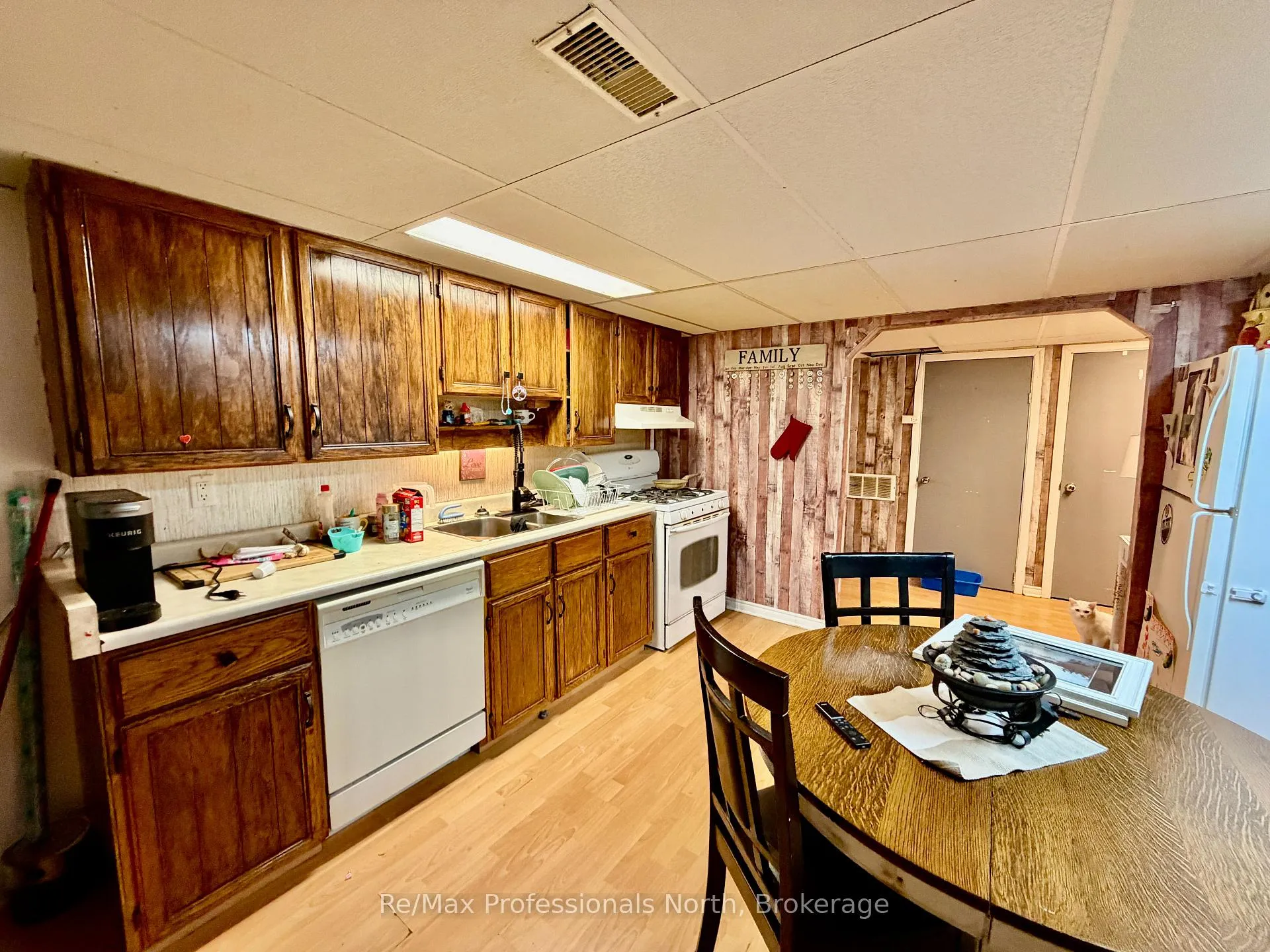 Photo 25 of 550 Mary Street N, Gravenhurst, Muskoka (S) — HOMEH