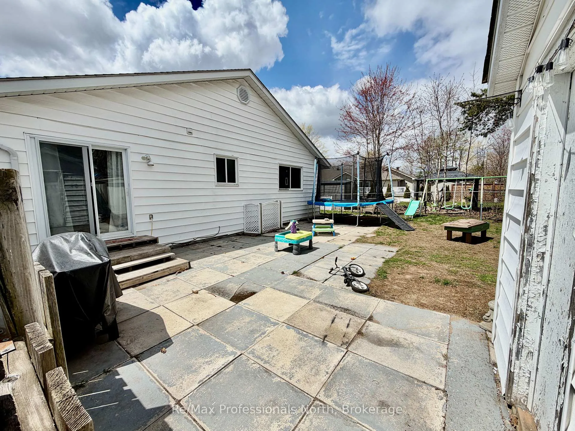 Photo 44 of 550 Mary Street N, Gravenhurst, Muskoka (S) — HOMEH