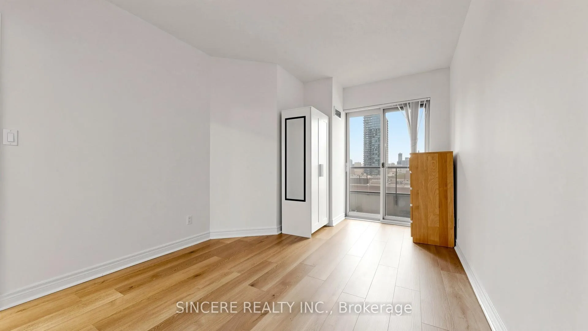 Photo 21 of Unit 1803, 55 Bloor Street E, Toronto, Church-Yonge Corridor — HOMEH