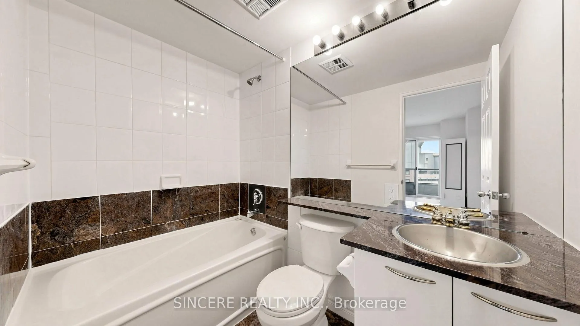 Photo 23 of Unit 1803, 55 Bloor Street E, Toronto, Church-Yonge Corridor — HOMEH