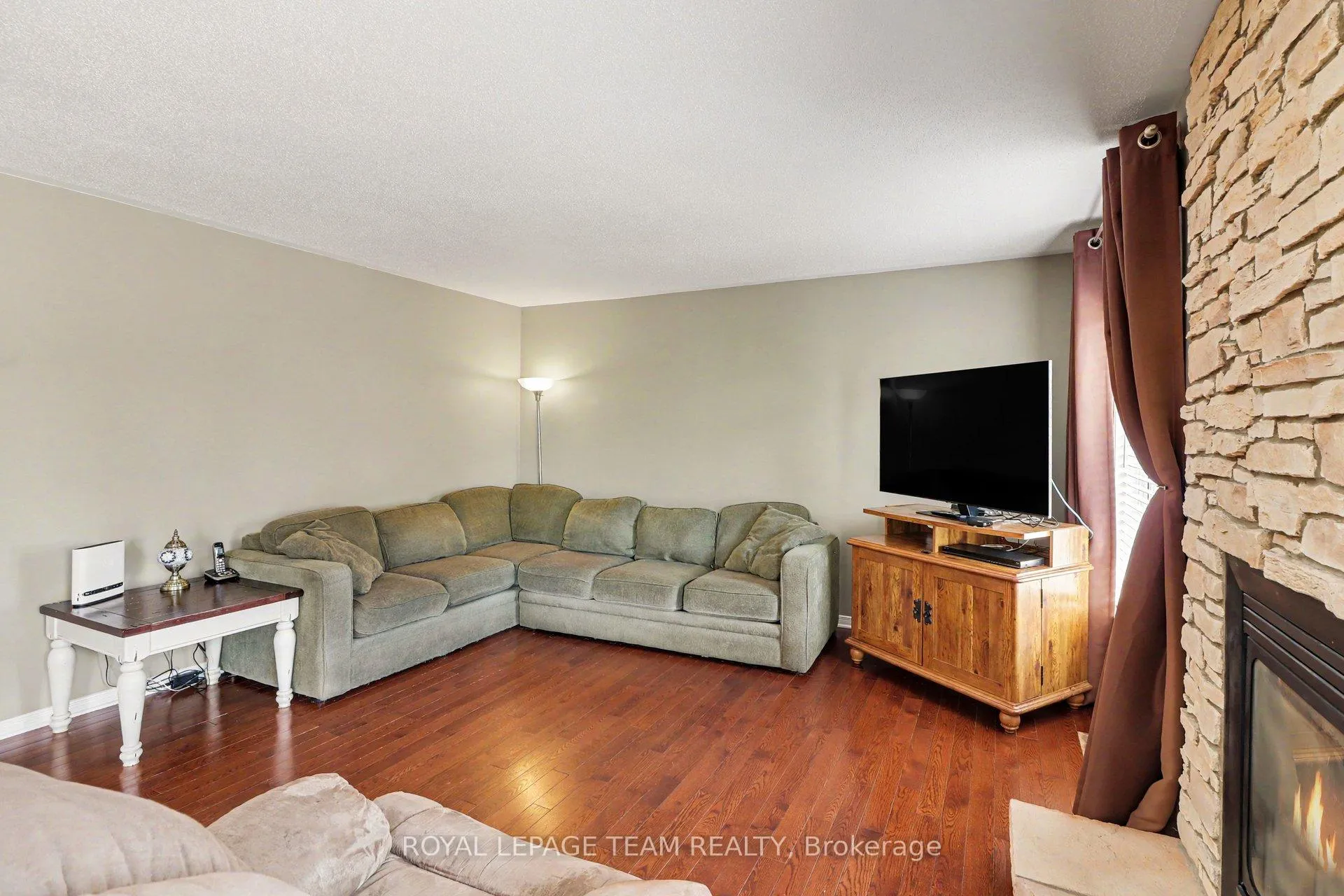 Photo 8 of 267 Northwind Street, Ottawa, Avalon East — HOMEH